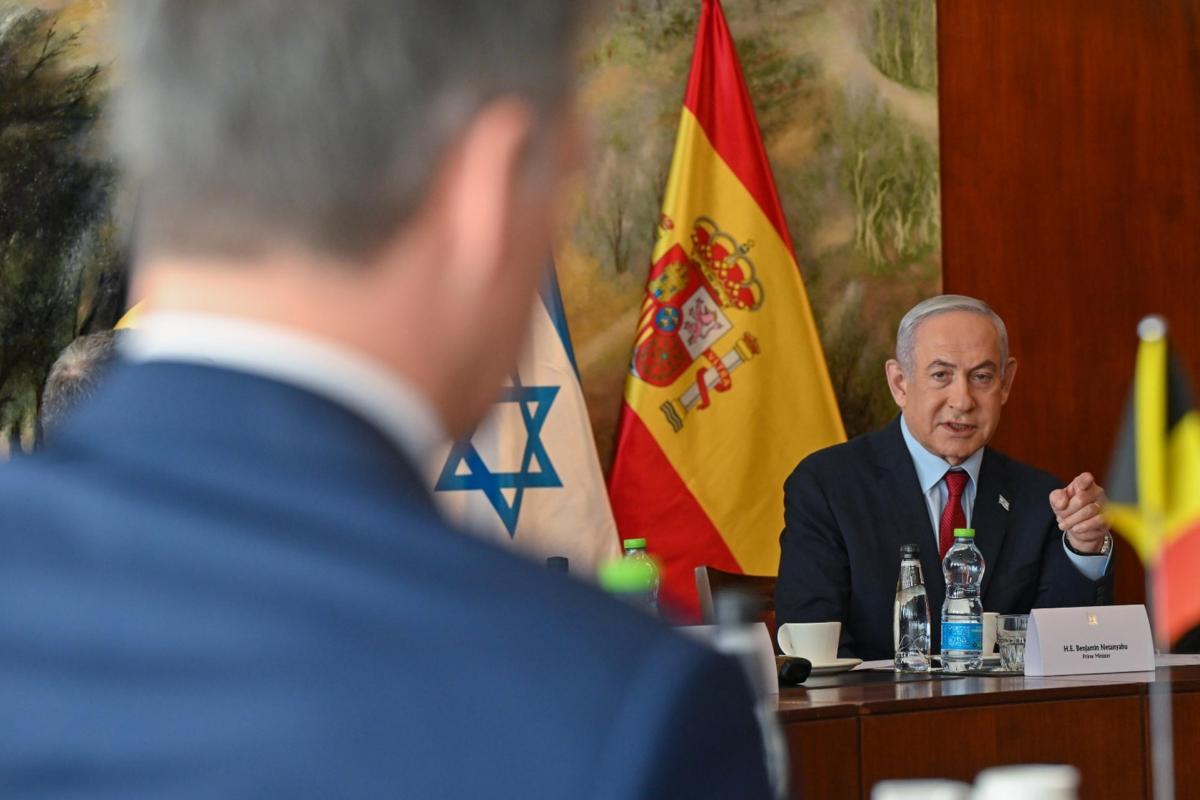 El primer ministro israelí, Benjamin Netanyahu, durante su reunión con el presidente del Gobierno, Pedro Sánchez.