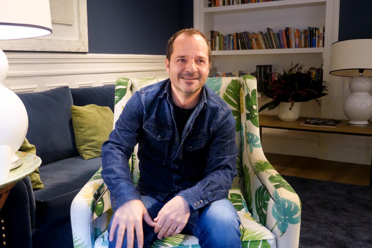 El escritor Ángel Martín, autor de 'Detrás del ruido'.