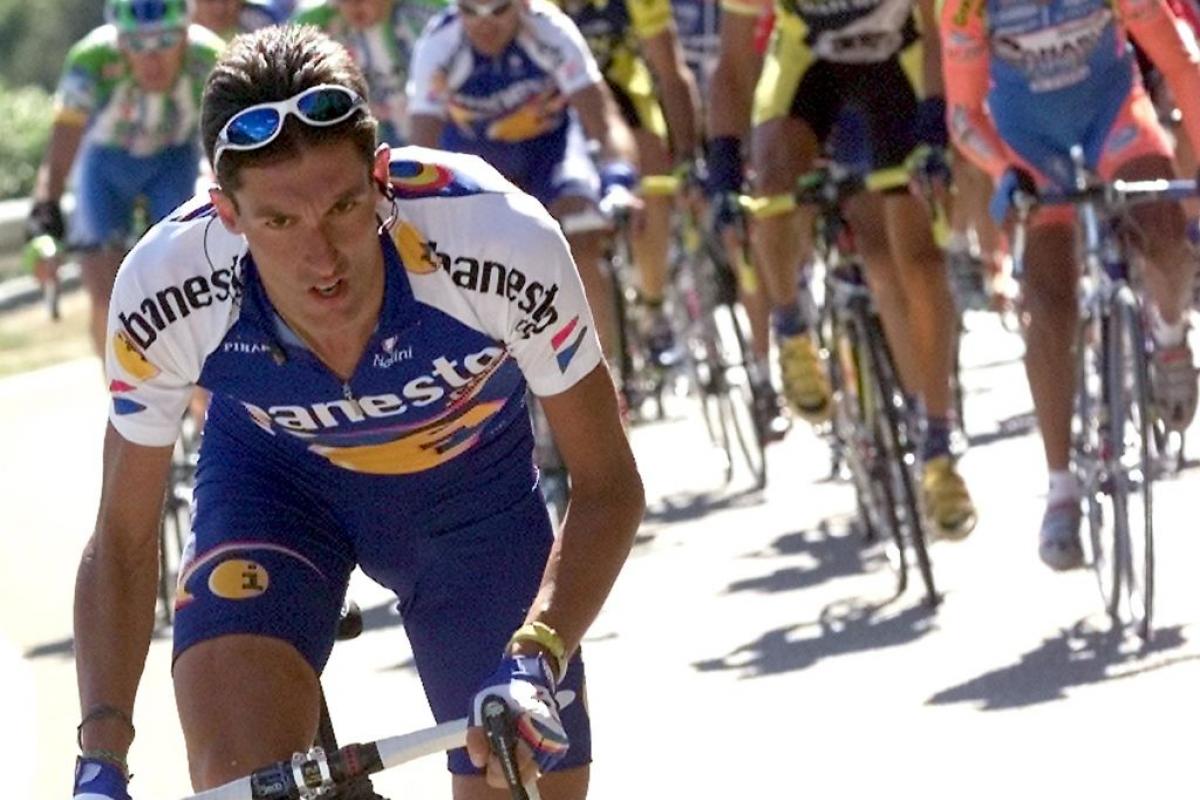José María Jiménez rompe la carrera de camino a Pal en la 11ª etapa de la Vuelta 2001