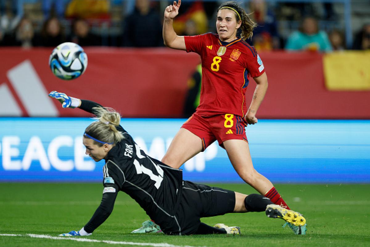 Marina Caldentey, durante el choque España-Suecia en la Nations League.