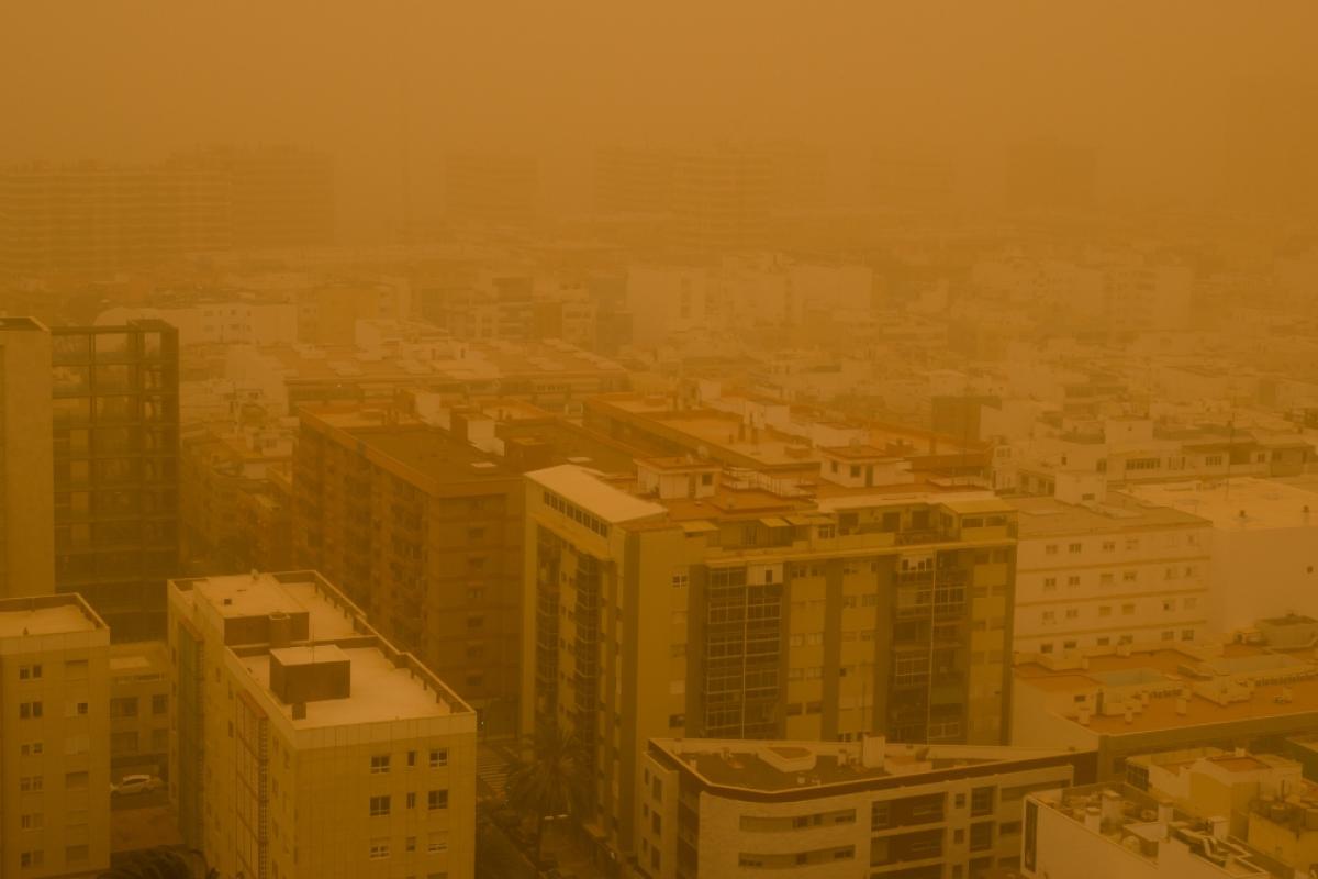 Calima en la ciudad de Las Palmas de Gran Canaria