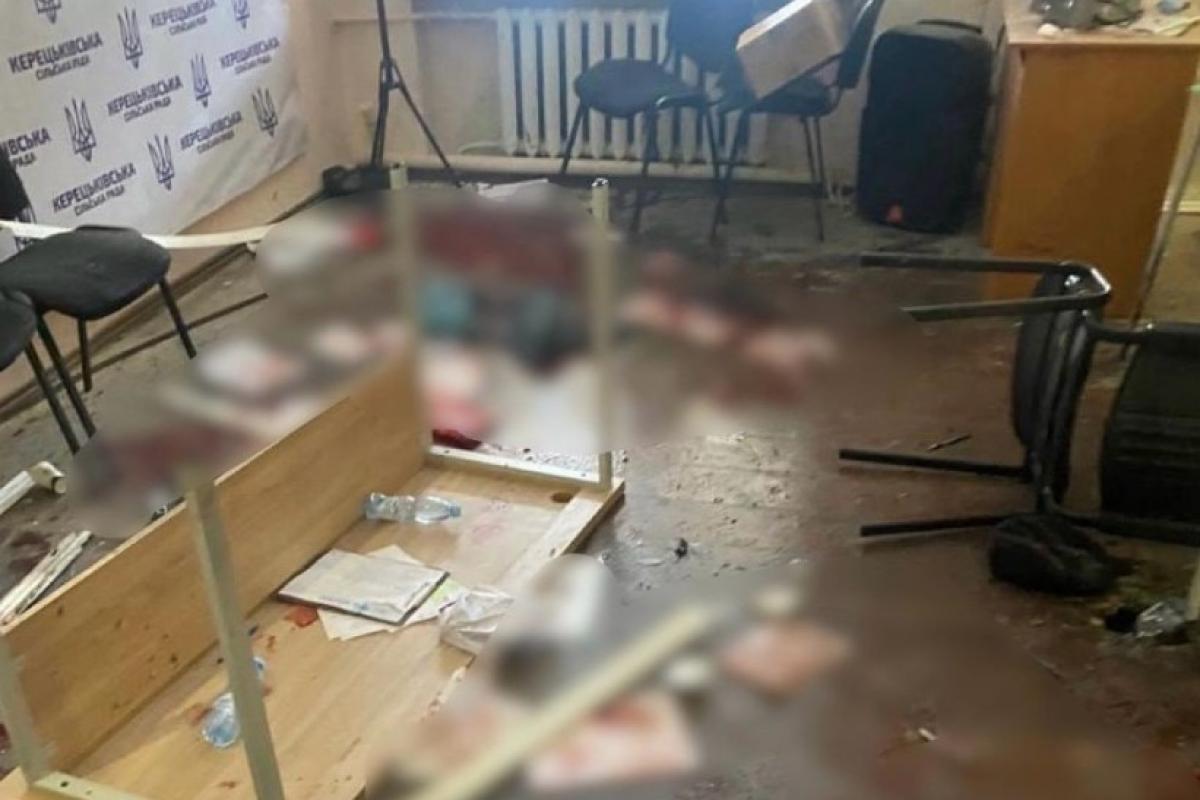 Lugar en el que se han detonado varias granadas.