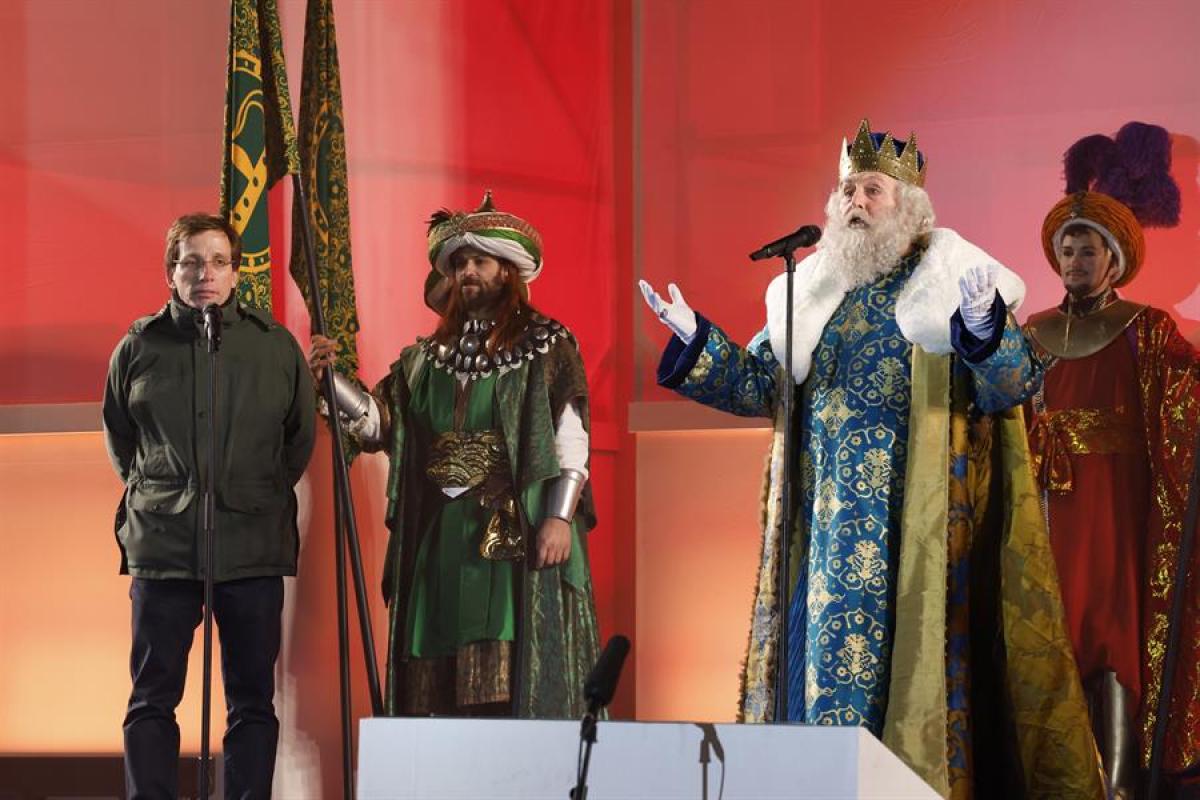 Discurso del rey Melchor en presencia del alcalde de Madrid, José Luis Martínez-Almeida