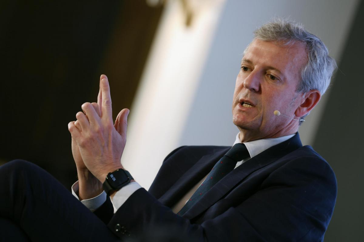 El presidente de la Xunta de Galicia, Alfonso Rueda, protagoniza un desayuno informativo celebrado en Madrid, este lunes.