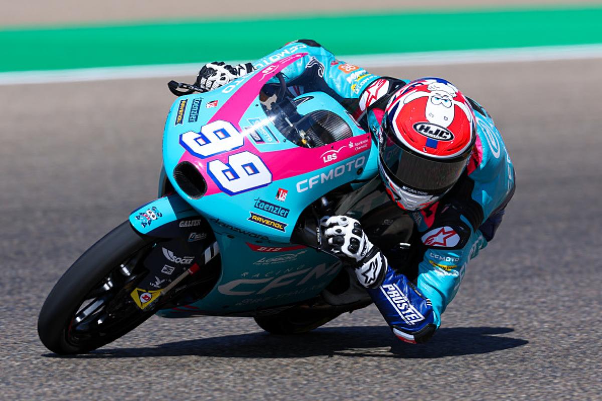 Carlos Tatay, en una imagen de archivo en las pistas, antes de sufrir el accidente que le dejó parapléjico.