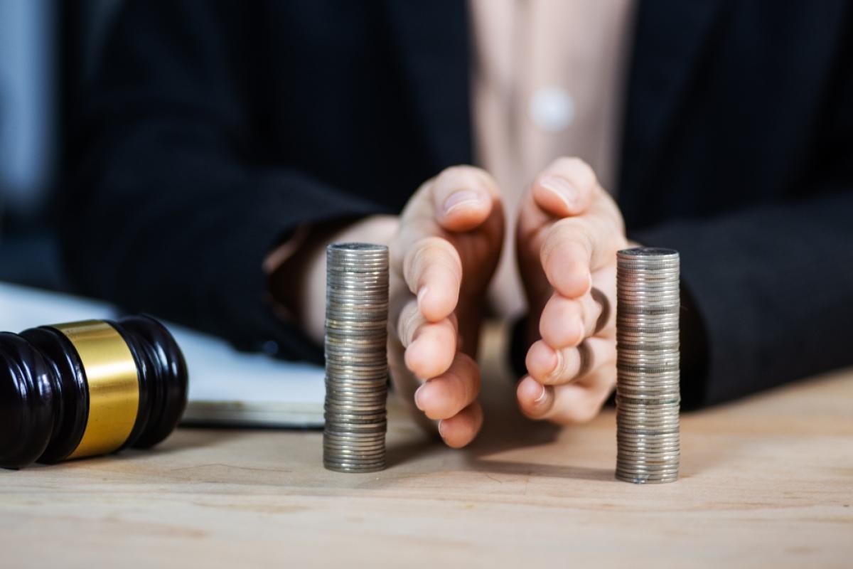 Reparto de dinero de una herencia