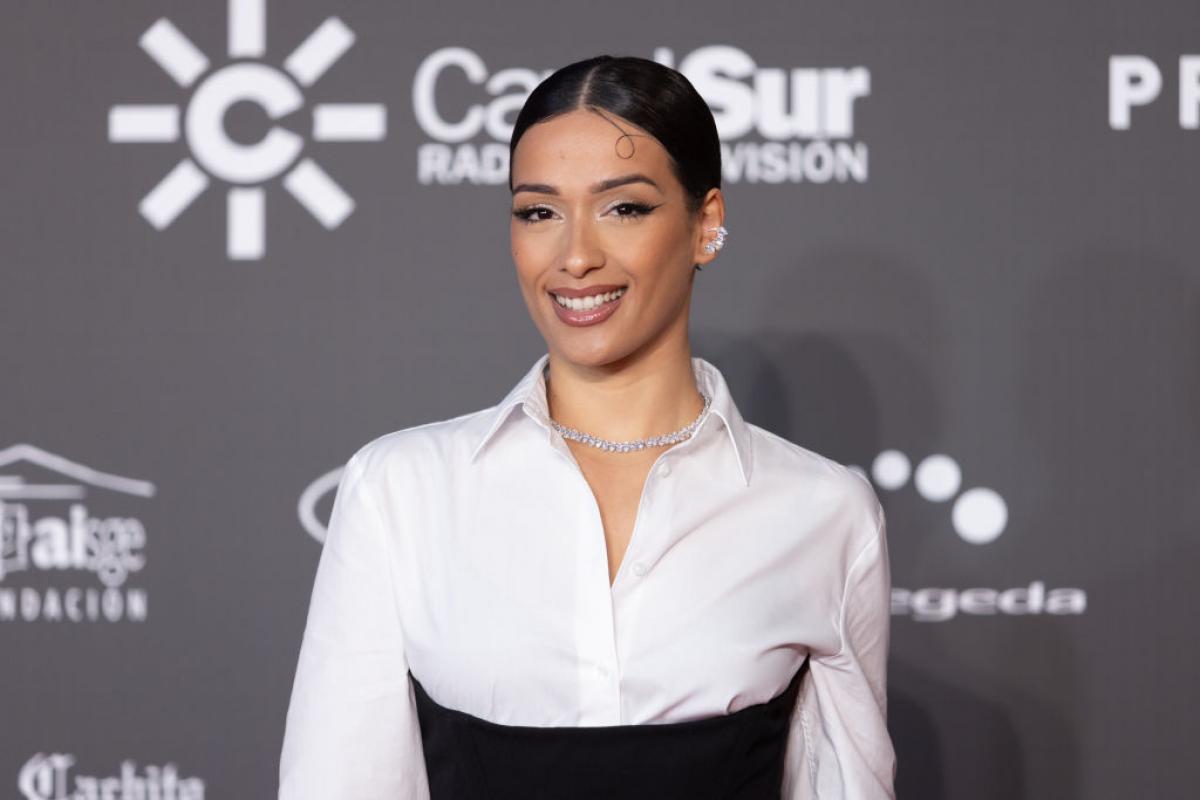 Chanel, en los premios Carmen 2024 el 3 de febrero de 2024 en Huelva.