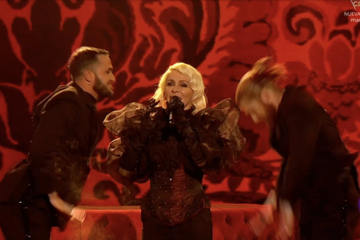 Un momento de la actuación de Nebulossa en el Benidorm Fest 2024.