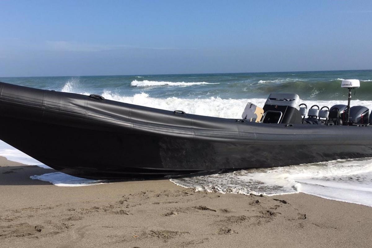 Imagen de una narcolancha incautada.