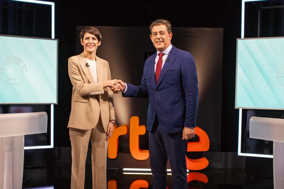 Ana Pontón y José Ramón Gómez Besteiro, en el plató de RTVE