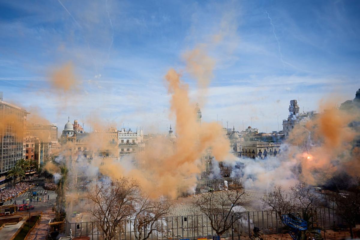 Imagen de archivo de la última 'Mascletà' en Valéncia, en 2023.