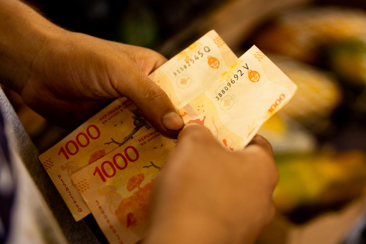 Pesos argentinos.