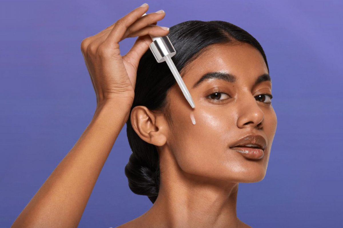 Los sérums con retinol ayudan a corregir las arrugas profundas y mejoran el aspecto del cutis.