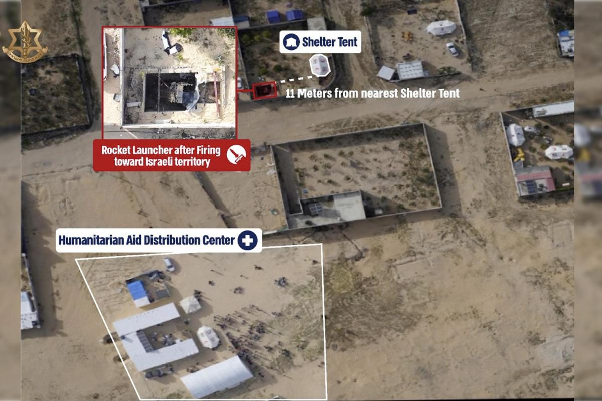 l Ejército israelí continuó la madrugada de este lunes sus ataques en el norte, centro y sur de la Franja de Gaza, en un conflicto que cumple hoy 185 días y causó más de 33.000 muertos, provocando en estos recientes ataques la muerte a posibles civiles y la destrucción de armamento de Hamás. De acuerdo con el Ejército israelí, en los últimos días han eliminado tres puestos de lanzamiento de cohetes de Hamás "incrustados dentro de una zona humanitaria" en el oeste de Jan Yunis, en el sur de Gaza, desde donde los islamistas han realizado ataques contra Israel durante la guerra. En la imagen, una infografía de los lanzacohetes incrustados en la zona humanitaria.