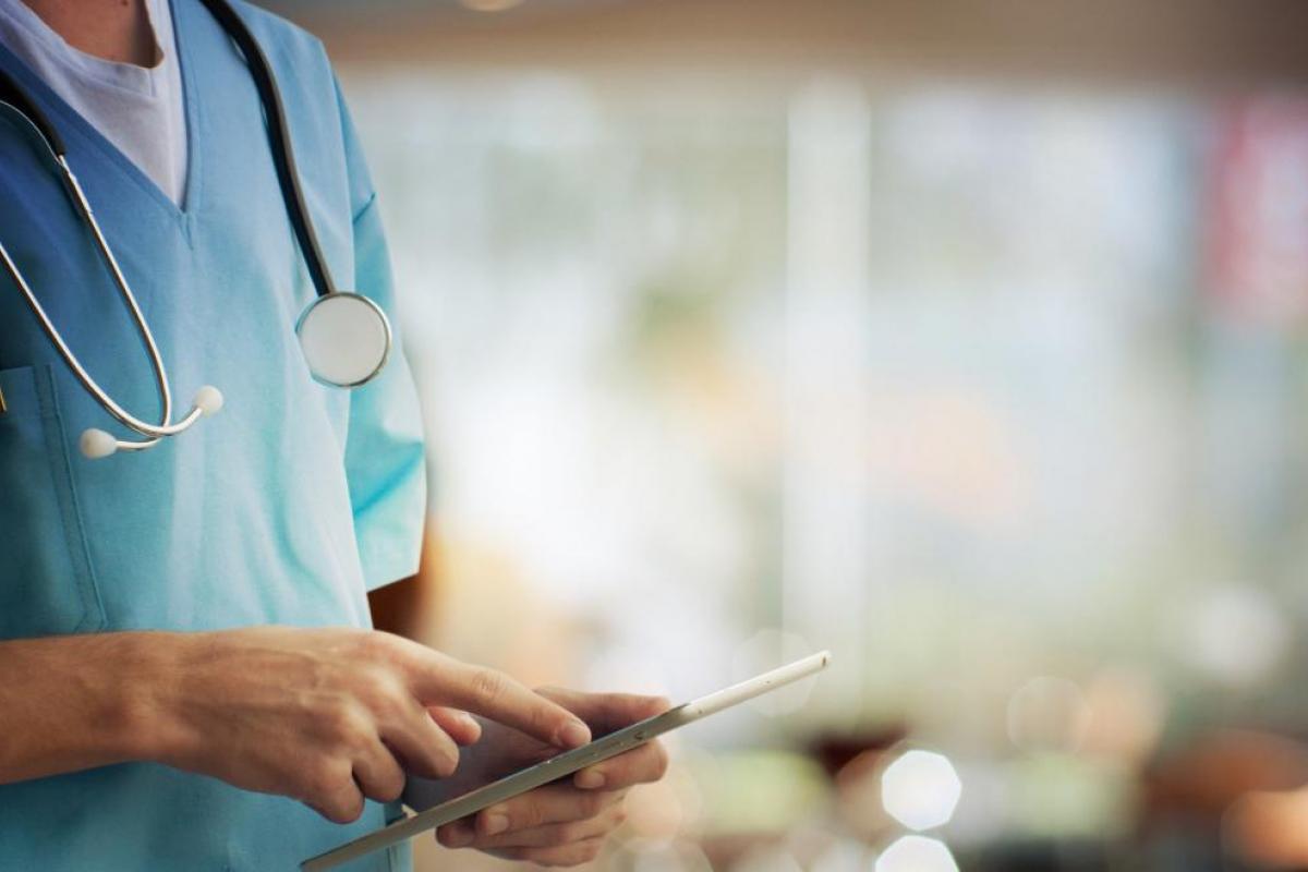 Los dos primeros MIR de España eligen como destino hospitales públicos de la Comunidad de Madrid