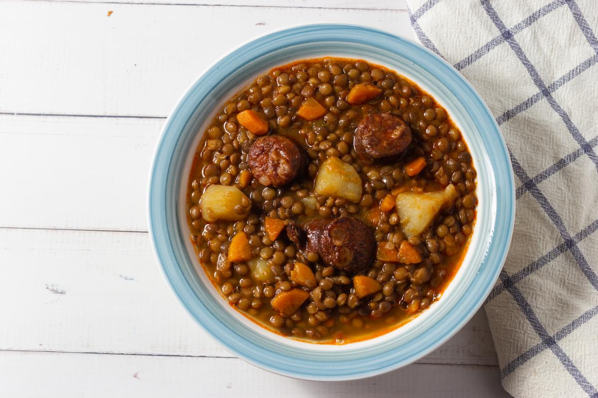 Un plato de lentejas.
