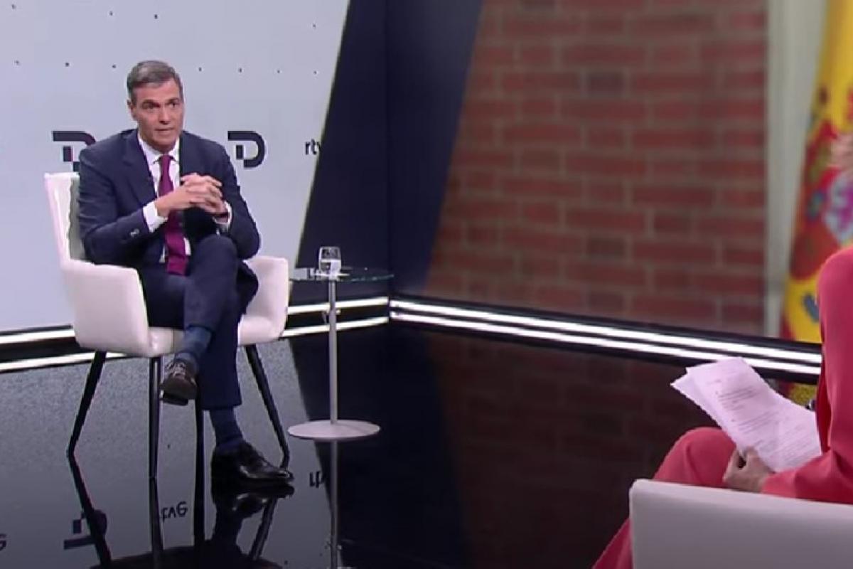Pedro Sánchez, durante la entrevista en el 'Telediario' de La1