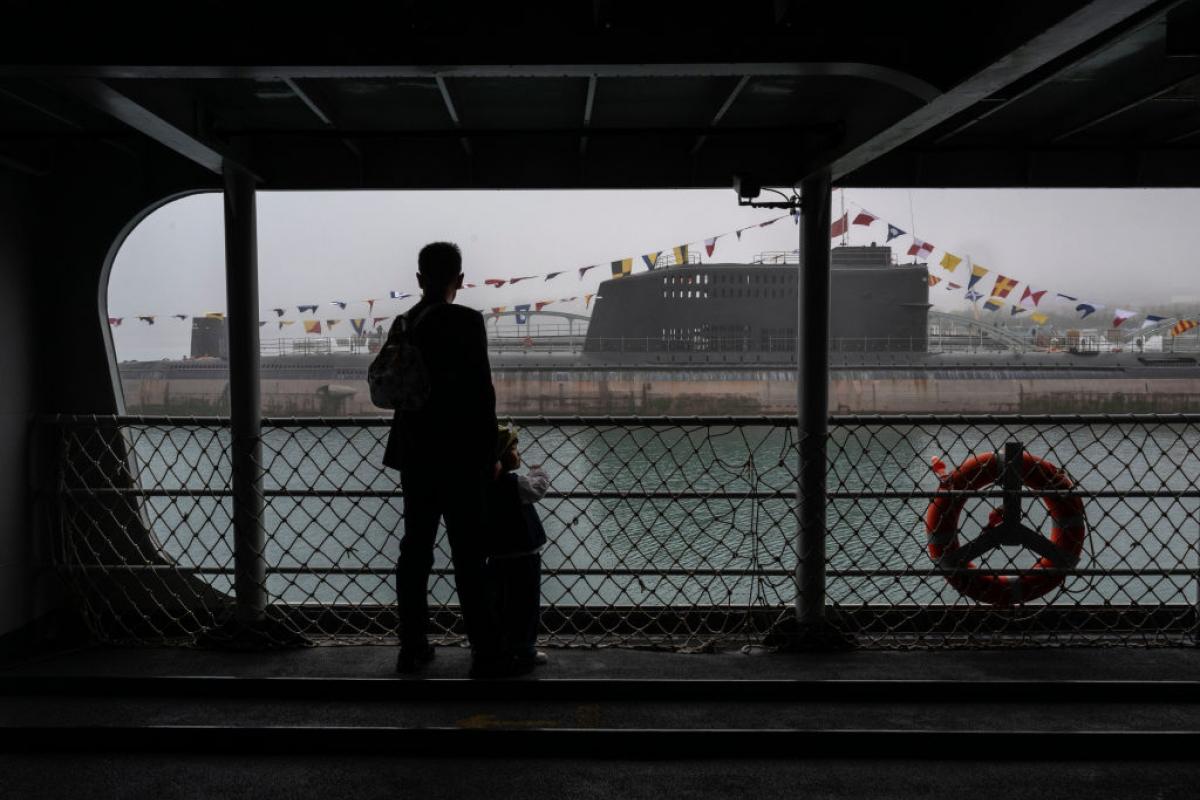 Exhibición de un submarino en Qingdao, China