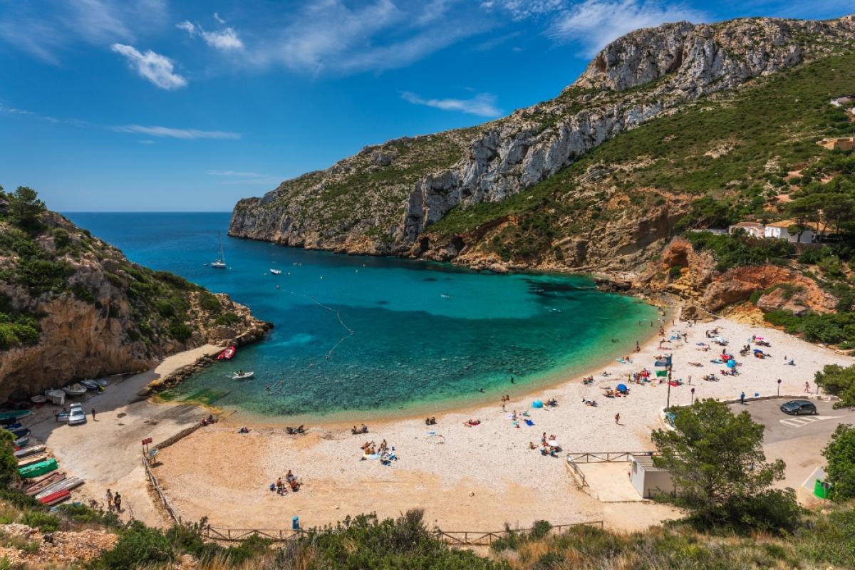 La Comunitat Valenciana lidera las 'Banderas Azules' este verano con 159, seis más que en 2023