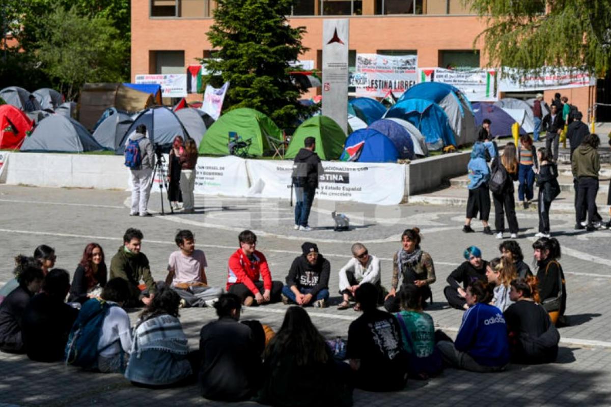 Estudiantes de la UCM acampados por Gaza