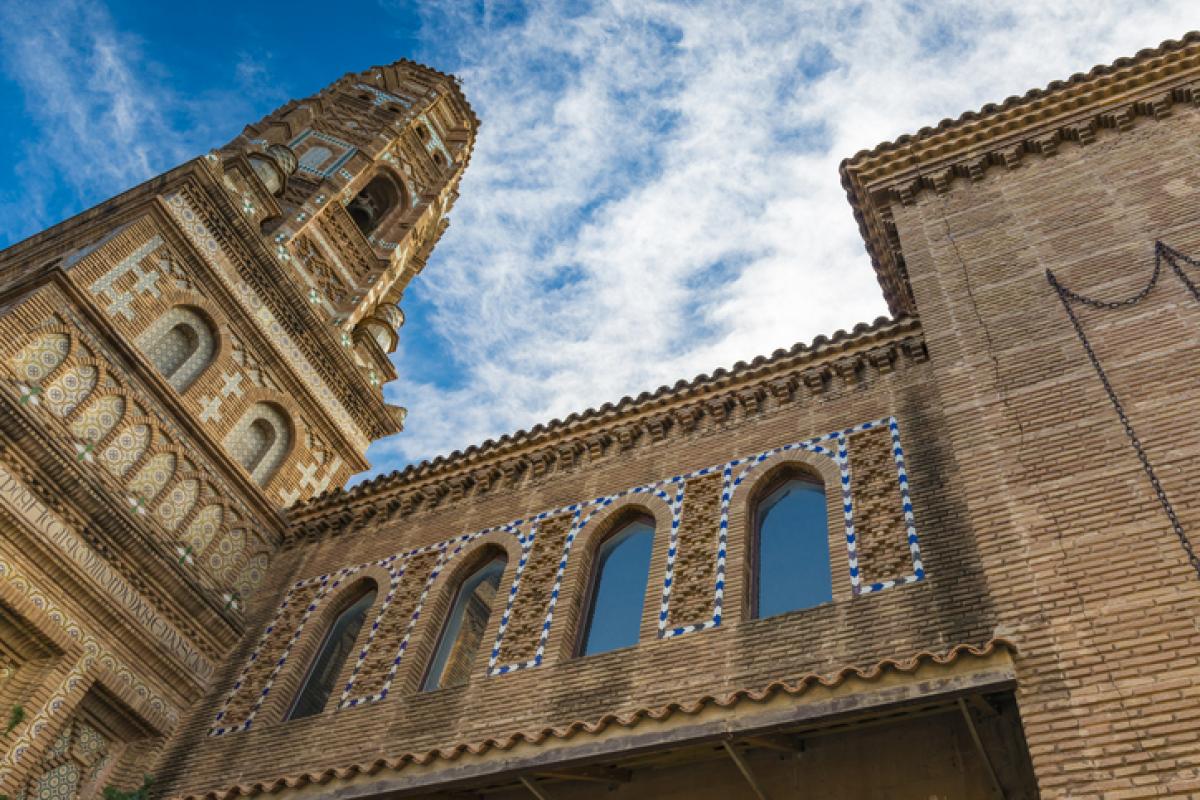 Torre de la iglesia de Nuestra Señora de la Asunción, en Utebo (Zaragoza).