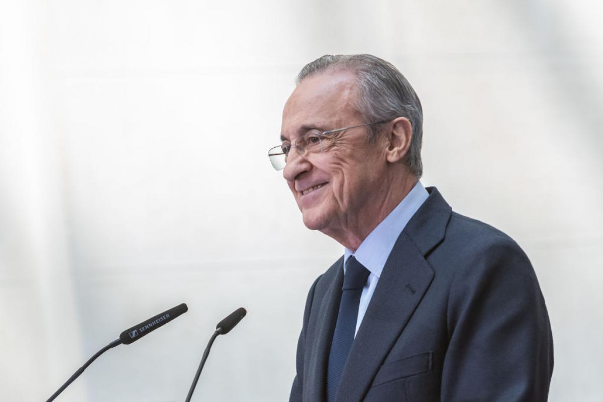 Florentino Pérez, sonriente