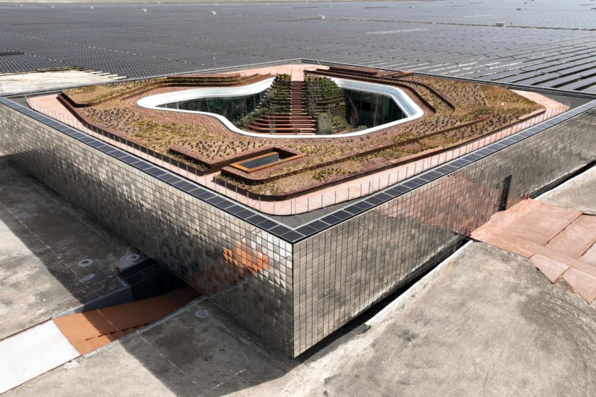 Vista aérea de la central fotovoltaica de Kalyon Karapinar.