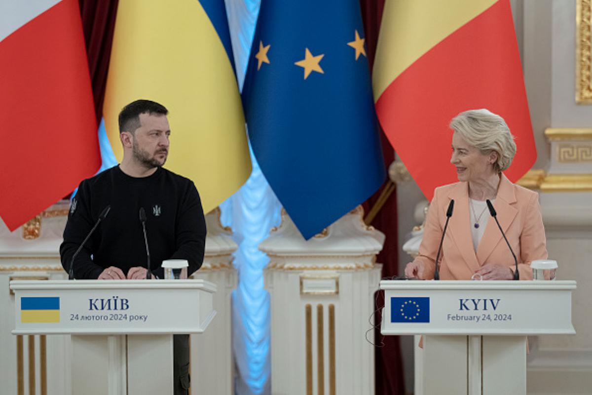 El presidente ucraniano, Volodímir Zelenski, y la presidenta de la Comisión Europea, Ursula von der Leyen; en una imagen de archivo.