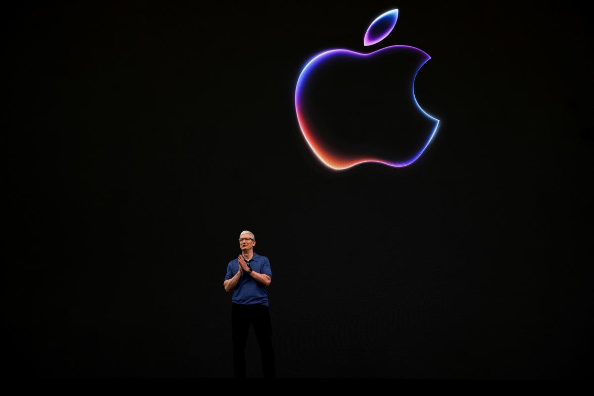 El CEO de Apple, Tim Cook, en la Conferencia Anual de Desarroladores de Cupertino