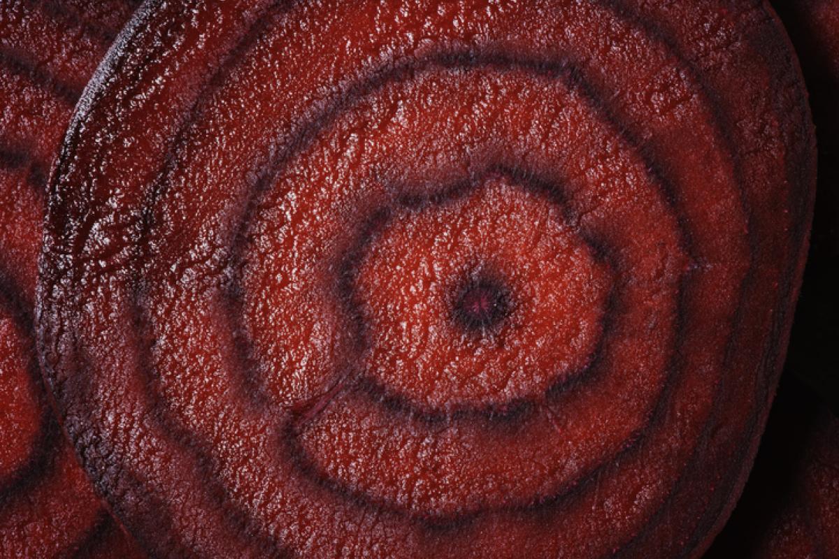 Imagen de archivo de un detalle de una remolacha cortada.