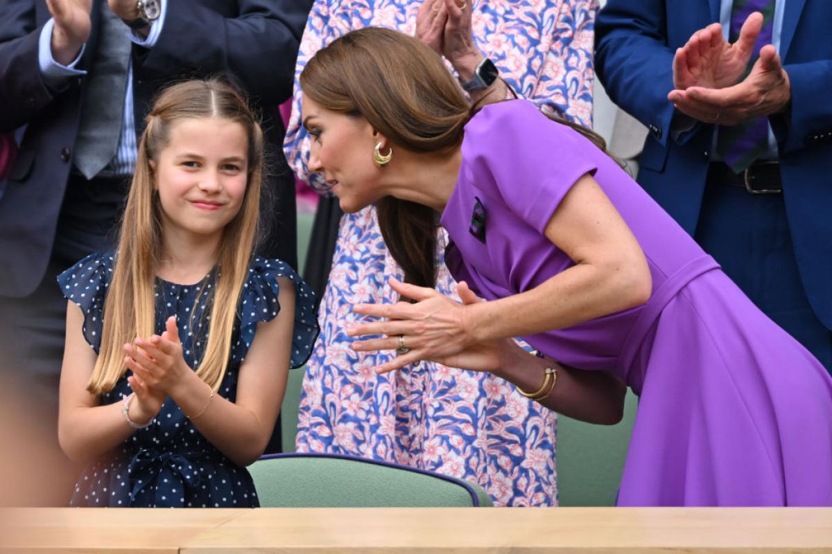 La princesa de Gales y su hija Charlotte se han mostrado muy cómplices y sonrientes durante el partido entre Alcaraz y Djokovic.