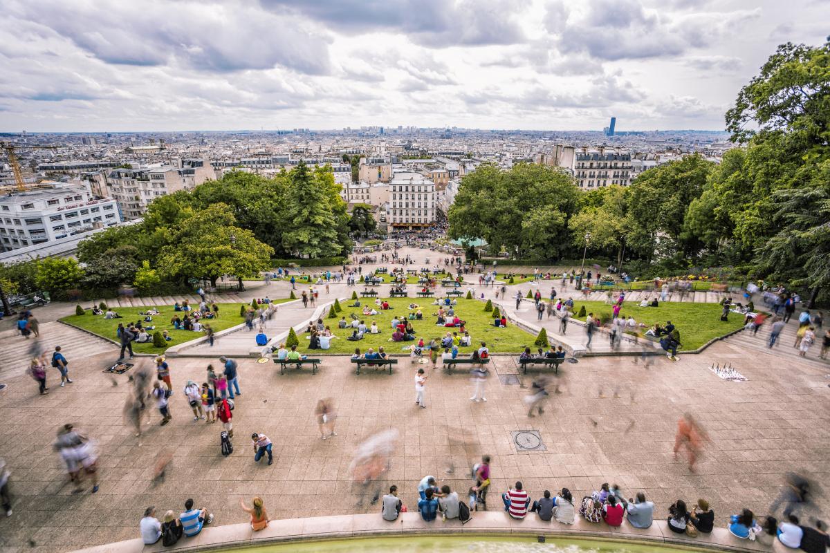 Plaza Louise Michel en Montmartre.