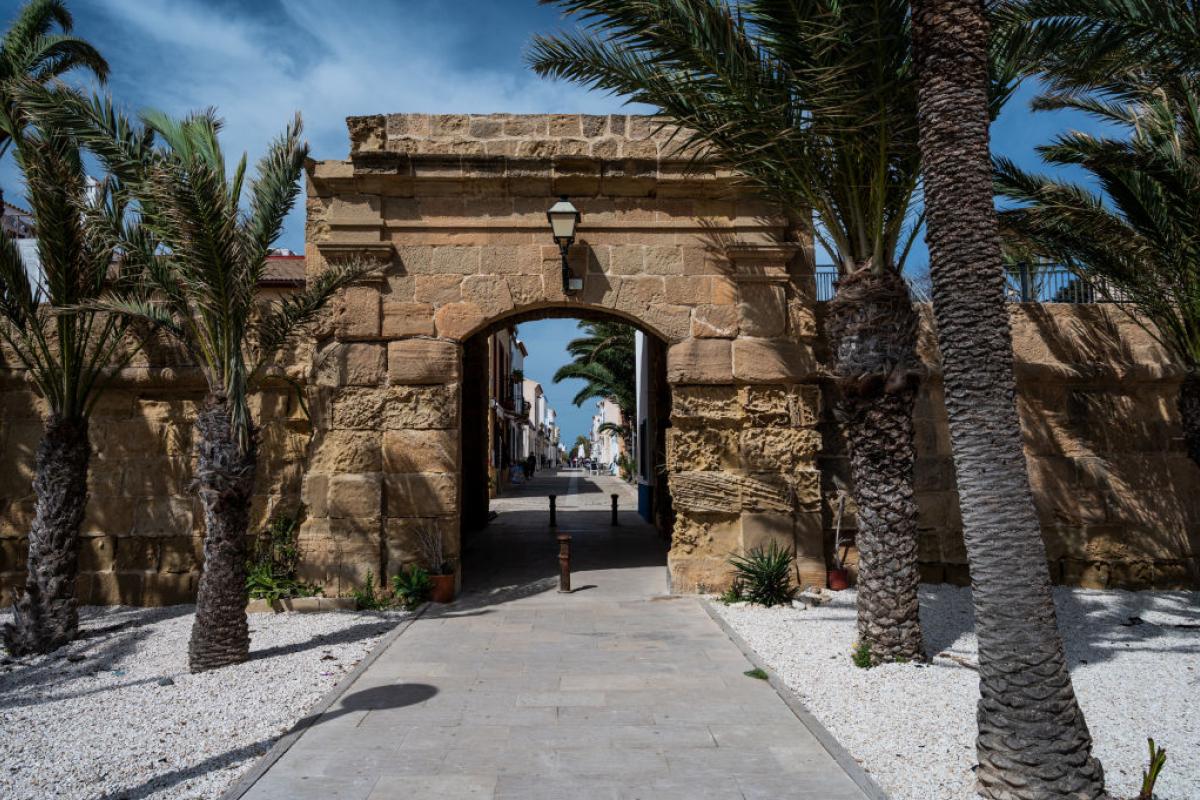 Puerta de Levante, en la Isla Tabarca