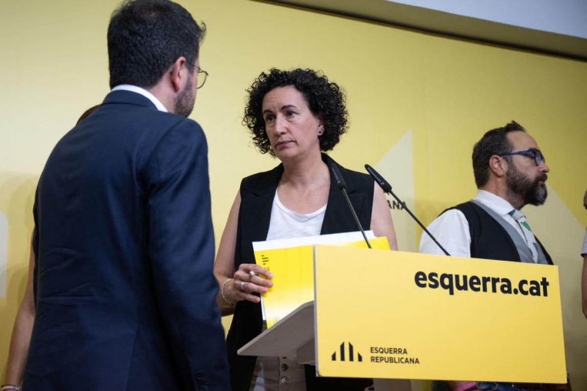 La plana mayor de ERC, antes de presentar el resultado de la consulta a sus bases