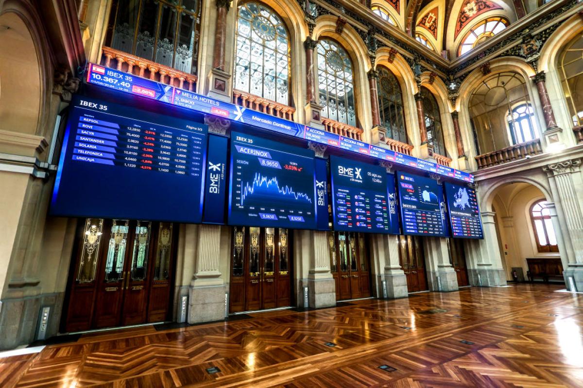 Caídas en el IBEX 35 durante la sesión de este lunes 5 de agosto