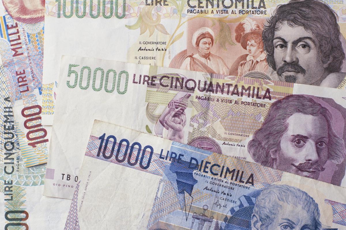 Imagen de archivo de antiguos billetes de lira, la divisa italiana antes de adoptar el euro.