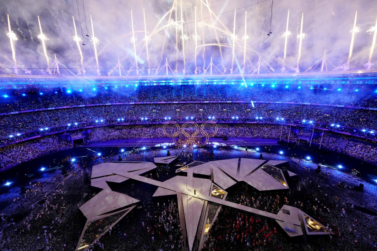 Vista general del interior del Estadio de Francia, en Saint Denis, durante la ceremonia de clausura de los Juegos Olímpicos de París 2024.