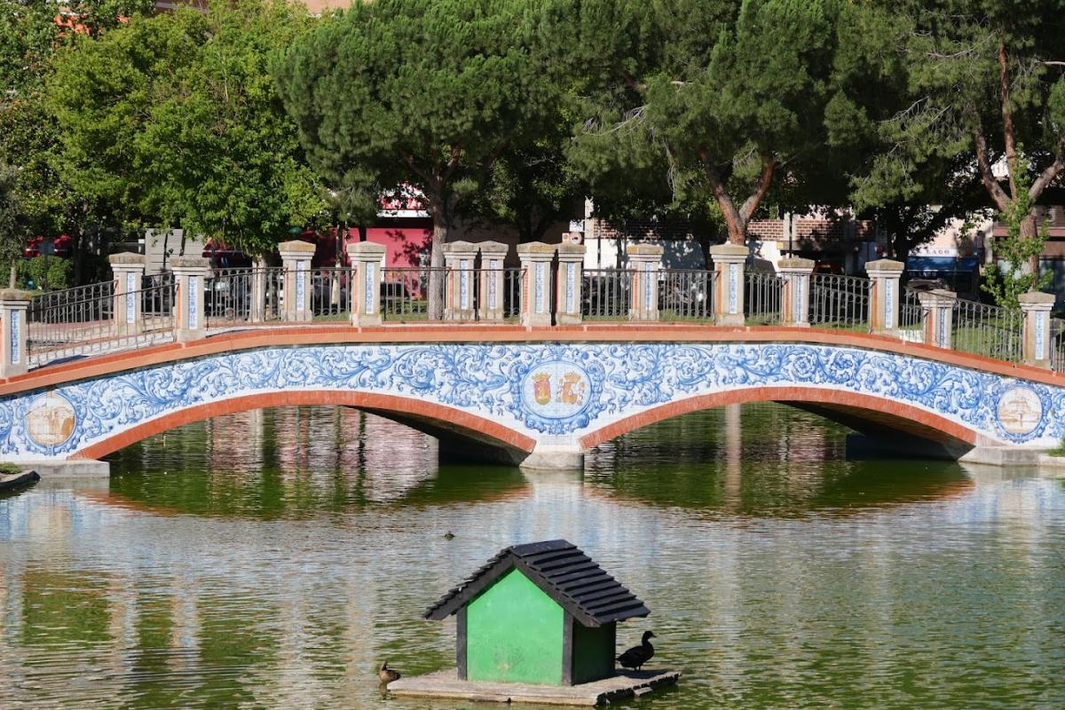 Imagen de archivo del lago del parque de La Alameda, en Talavera de la Reina.