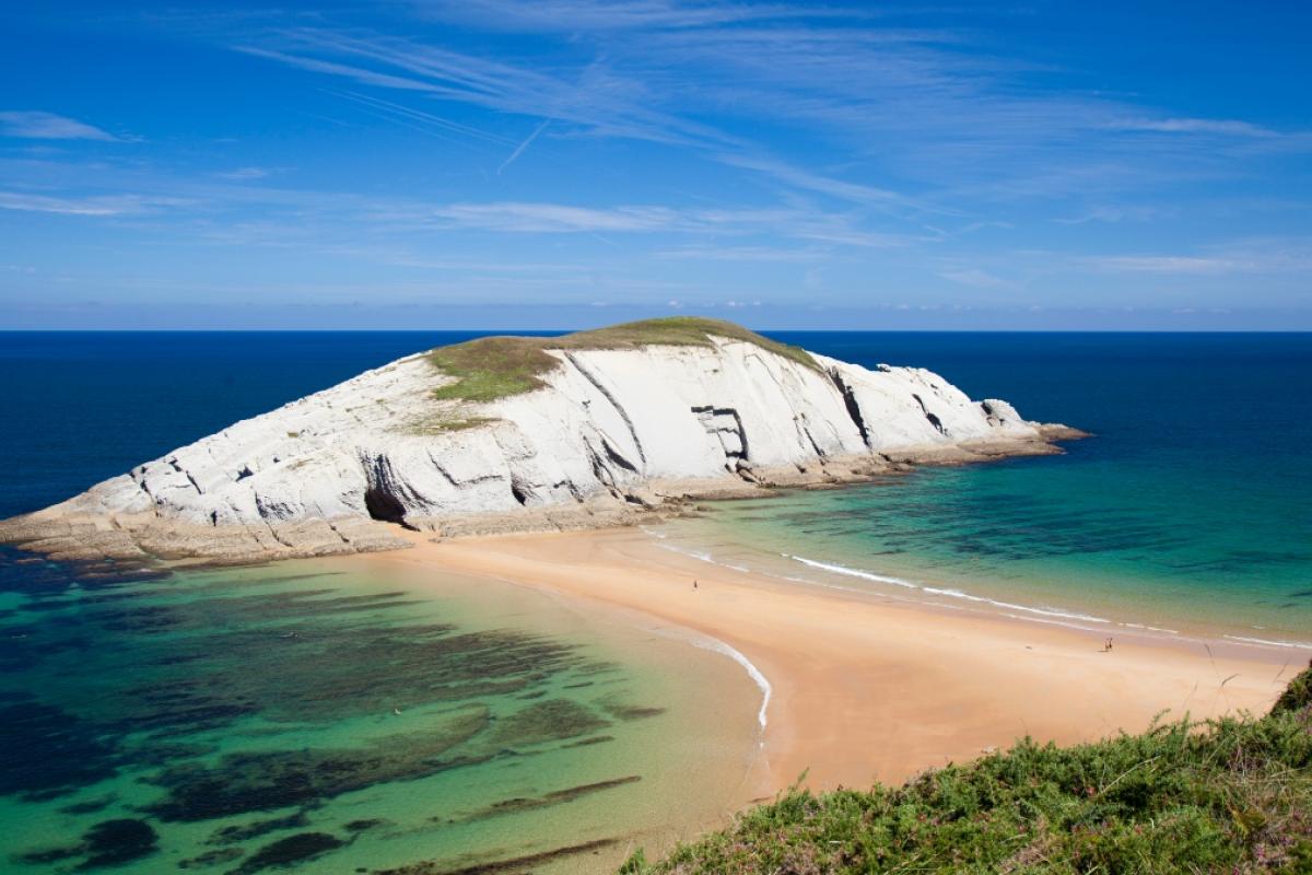 Playa de Covachos (Cantabria)