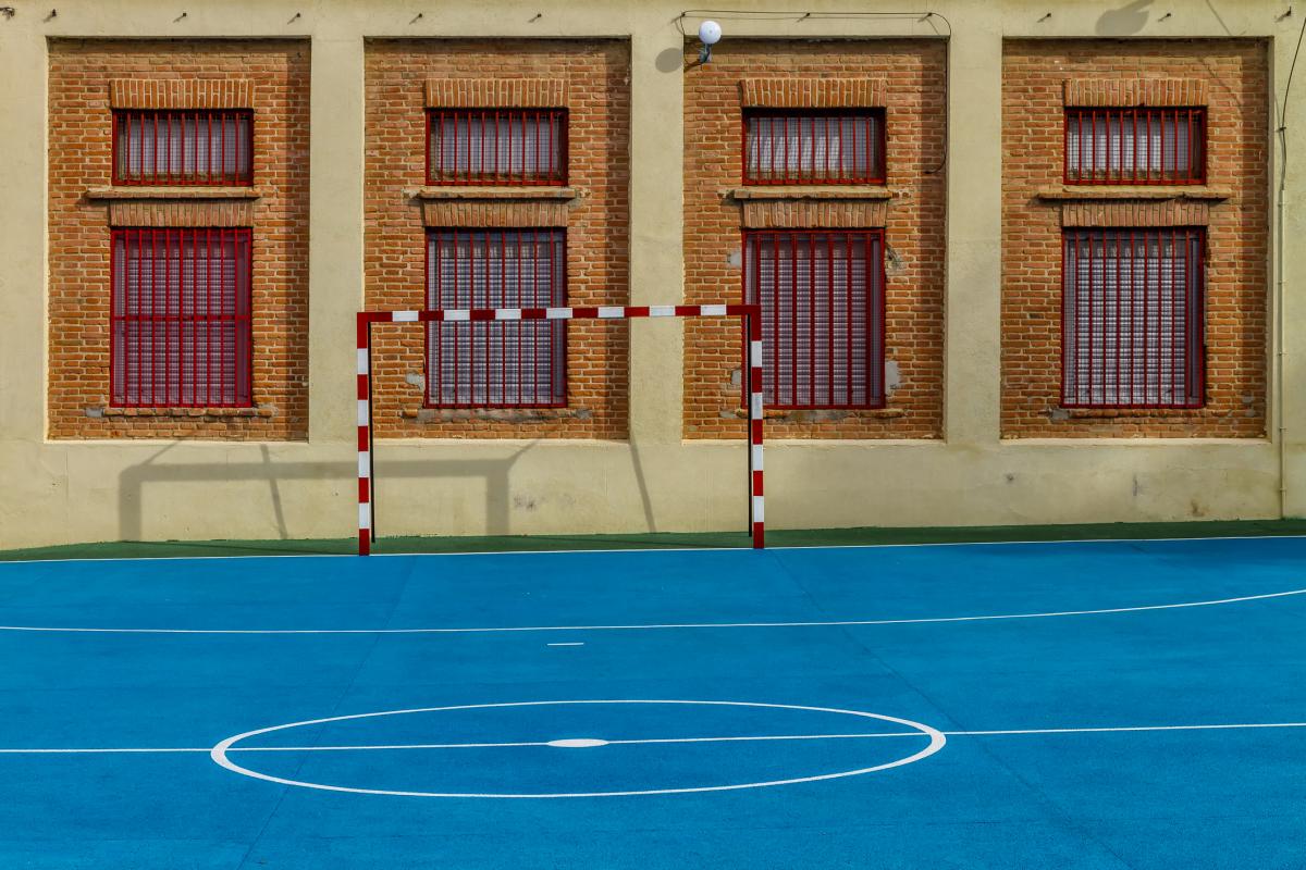 Imagen de archivo de un patio de colegio.