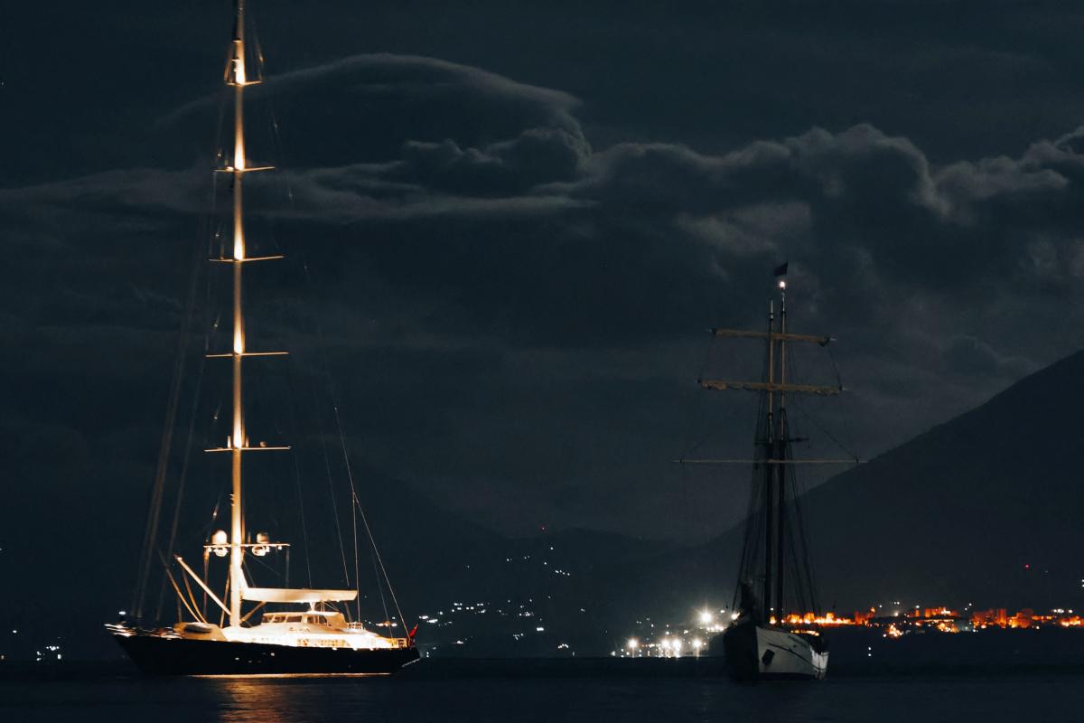 El Bayesian, el velero de lujo hundido durante un temporal en Sicilia, en el que viajaba el magnate británico Mike Lynch, su hija y otras personalidades del mundo de los negocios y la alta sociedad.