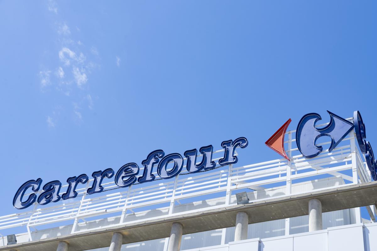 Carrefour.
