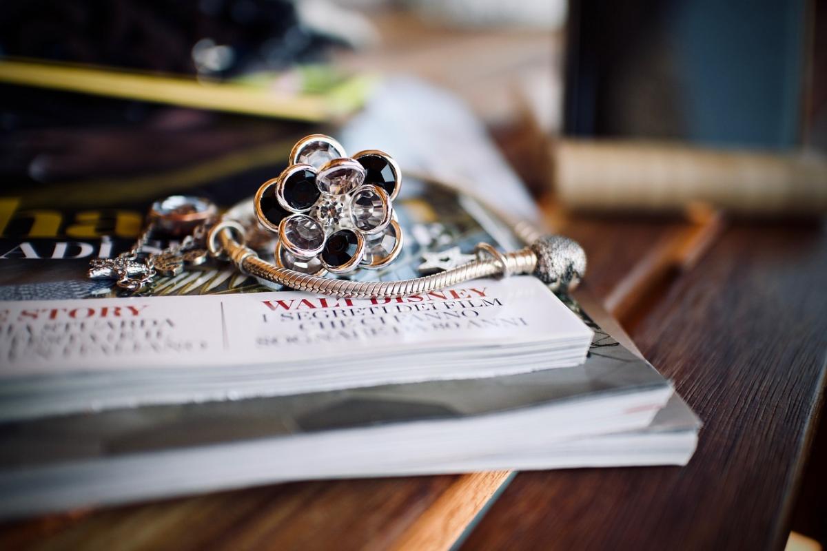 Las pulseras con charms son perfectas para dar a conocer tu personalidad, tus gustos o los momentos más felices de tu vida.