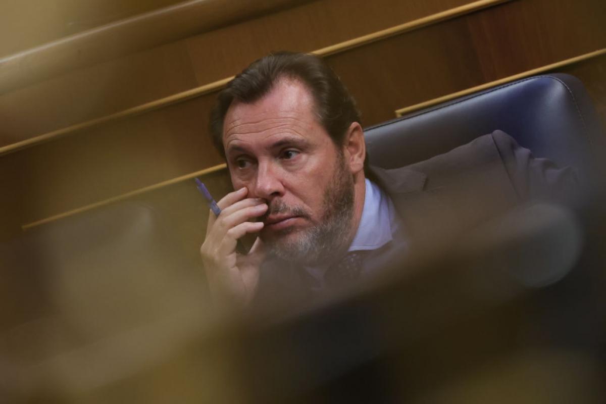 El ministro Óscar Puente, durante la sesión del control al Gobierno.