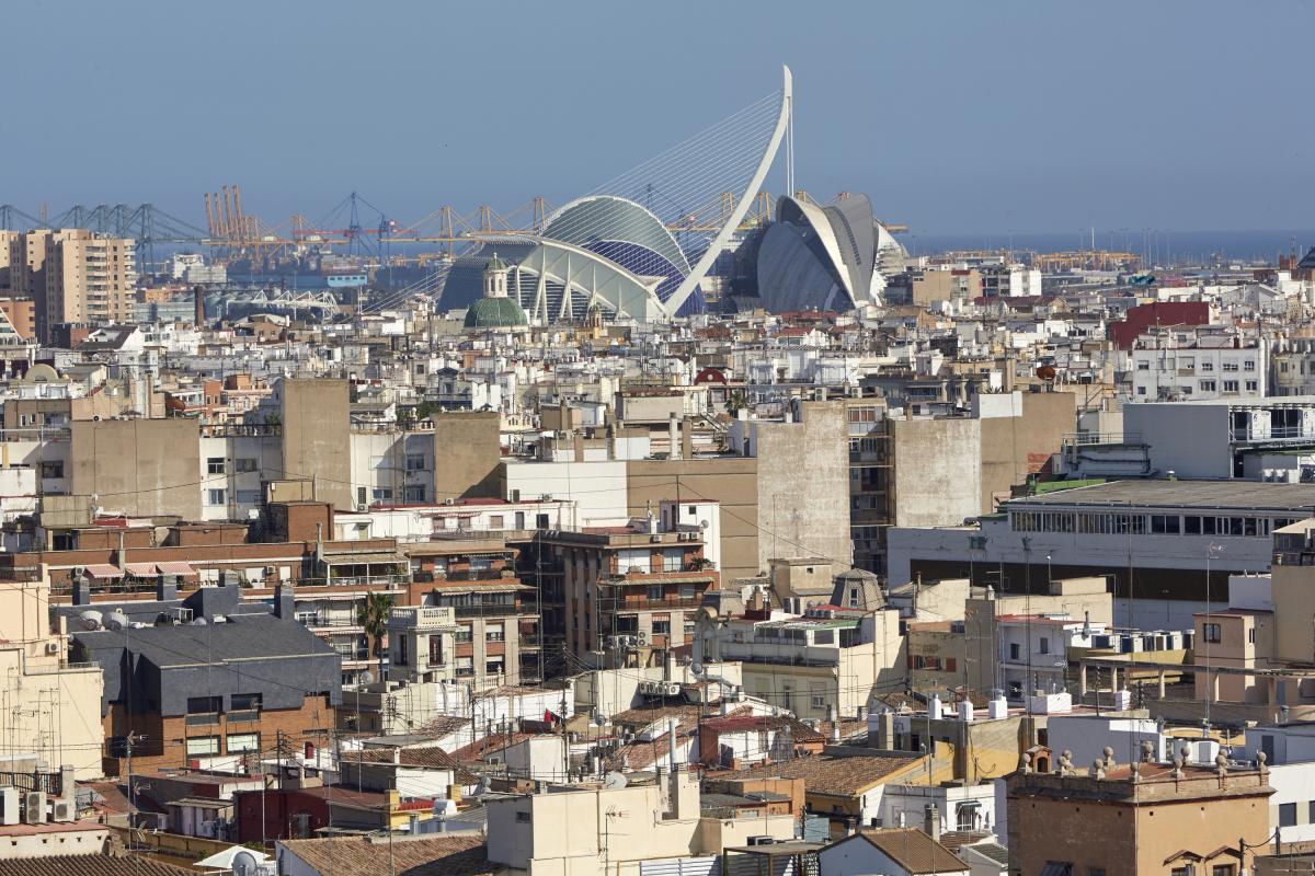 Vista de Valencia, donde se ha vendido el primer premio de la Lotería Nacional de hoy jueves 19 de septiembre.