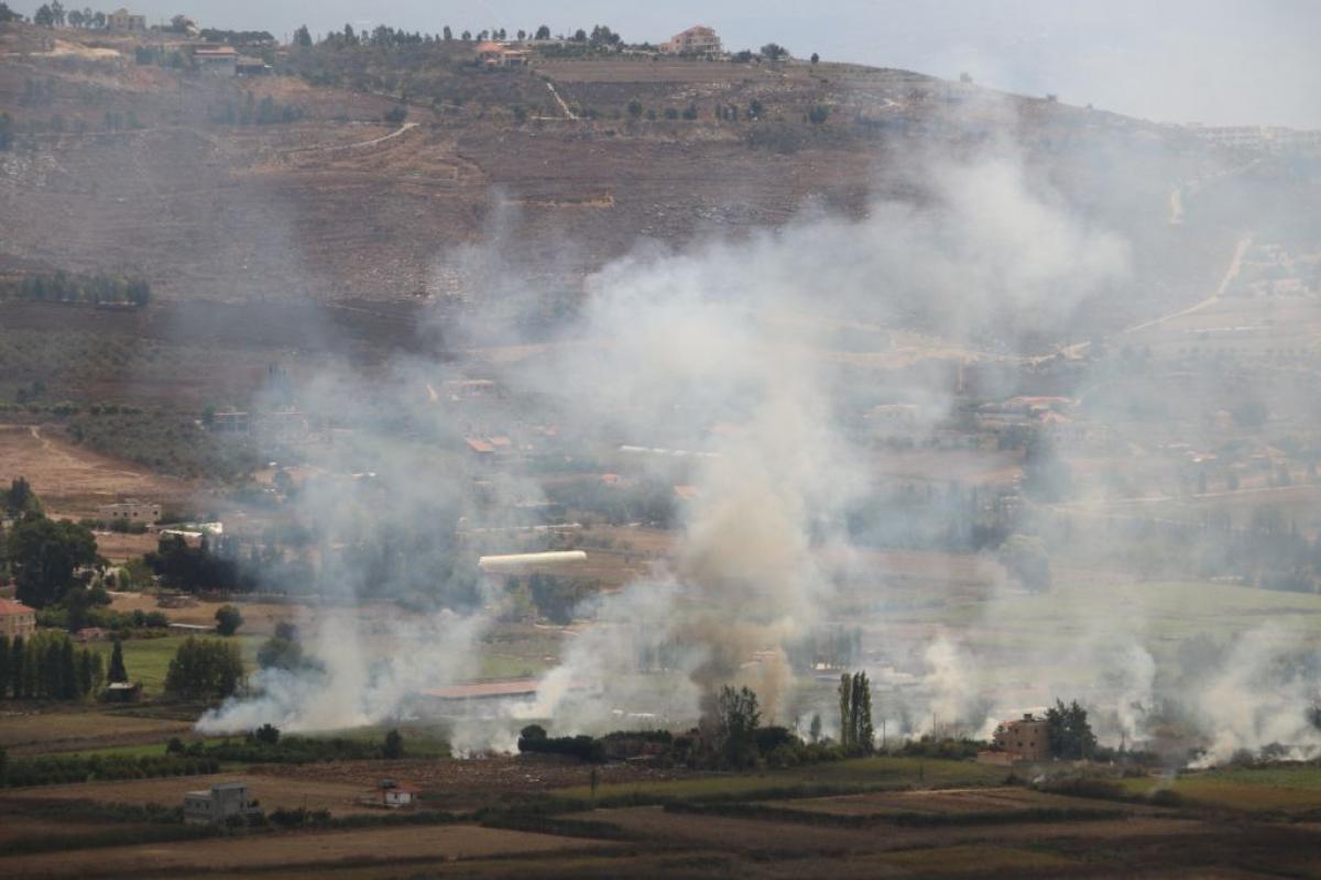Humo en Bint Jbeil tras un ataque israelí