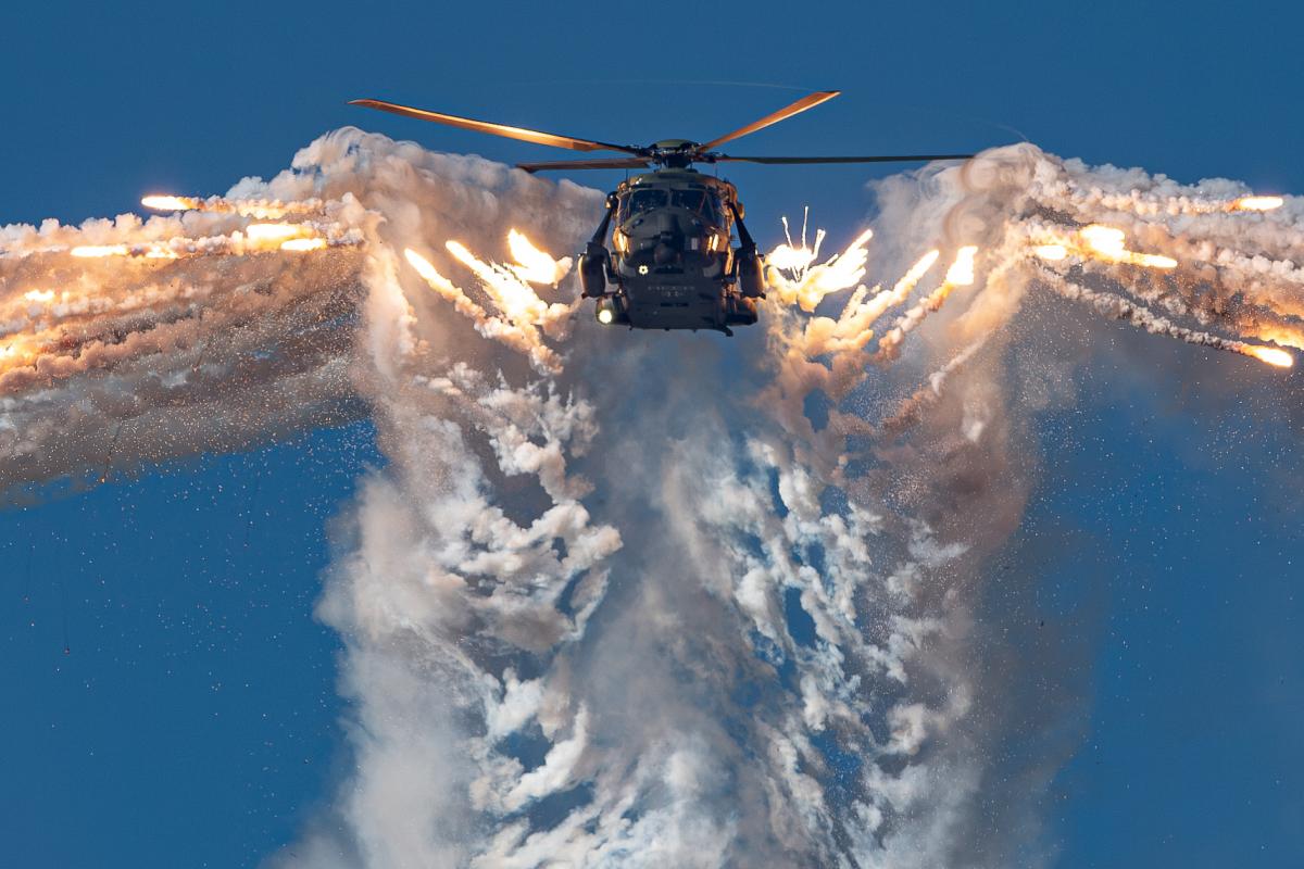 Demostración de poder de un helicóptero NH-90 TTH del Ejército de Alemania.