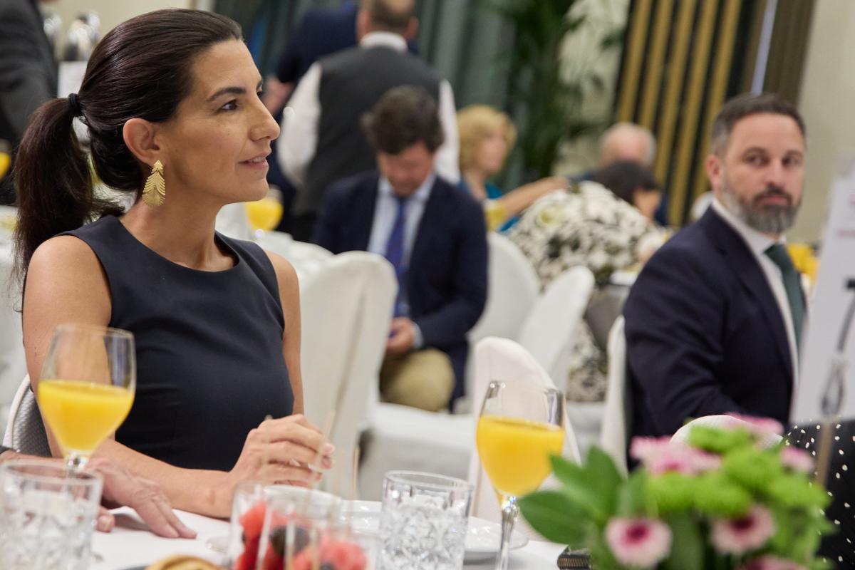 Foto de archivo de Rocío Monasterio y Santiago Abascal.