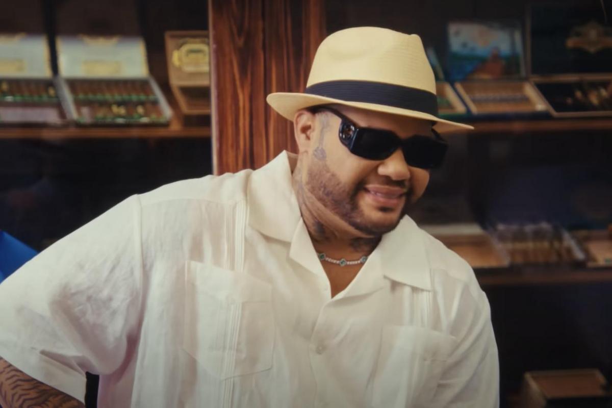 El Taiger, en uno de sus videoclips.