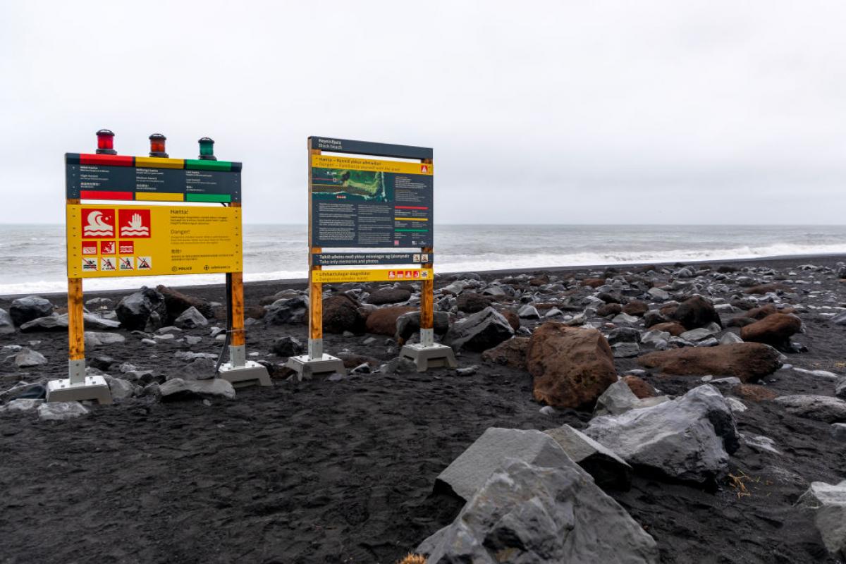 Playa negra de Islandia.